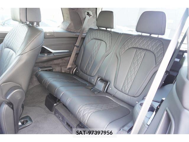Bmw X7 2025-12 6902881-15