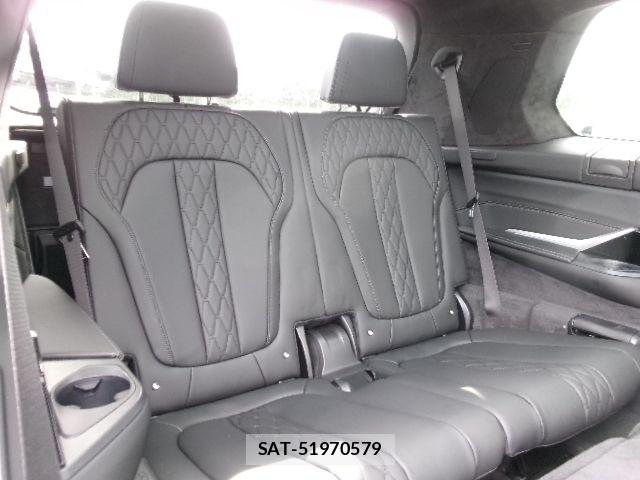 Bmw X7 2025-09 6991141-17