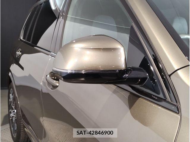Bmw X7 2023-09 7057778-22