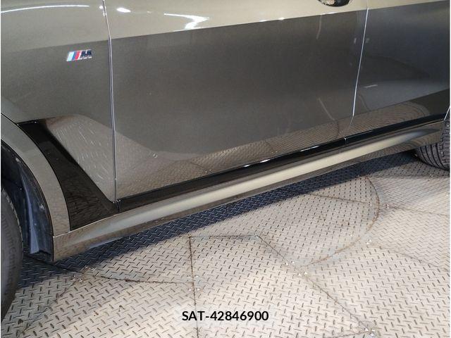 Bmw X7 2023-09 7057778-25