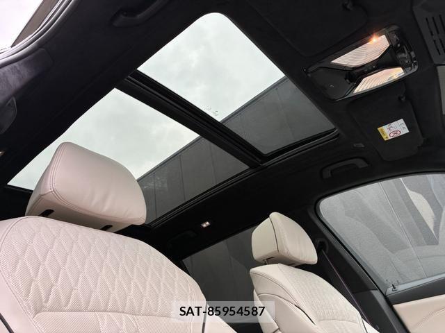 Bmw X7 2023-03 7215607-13
