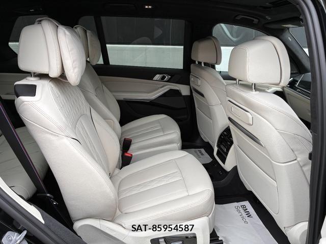 Bmw X7 2023-03 7215607-16