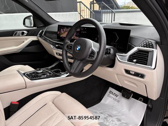 Bmw X7 2023-03 7215607-18