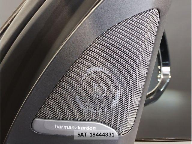 Bmw X7 2023-03 7215615-22