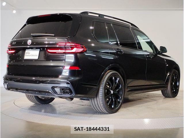 Bmw X7 2023-03 7215615-2