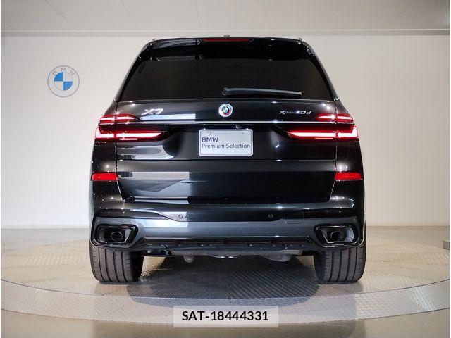 Bmw X7 2023-03 7215615-4