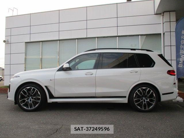 Bmw X7 2025-09 7215616-6