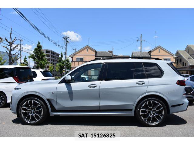 Bmw X7 2025-12 7215618-5