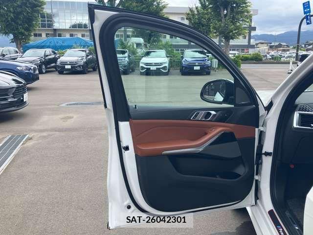 Bmw X7 2024-03 7326062-15