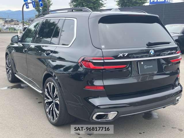 Bmw X7 2023-09 7615326-1