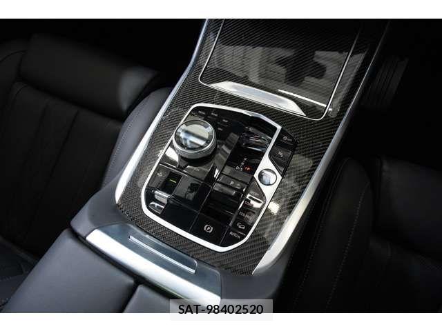 Bmw X7 2023-07 7721666-9