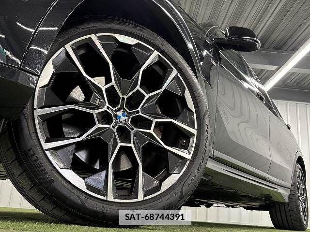 Bmw X7 2023-09 7783129-18