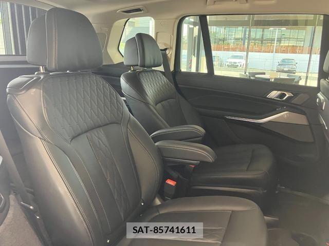 Bmw X7 2025-12 7960741-11
