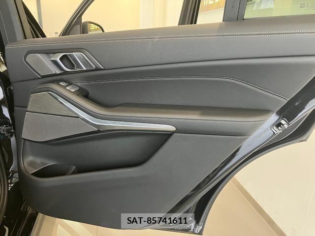Bmw X7 2025-12 7960741-28