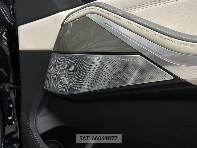 Bmw X7 2023-09 7978687-10