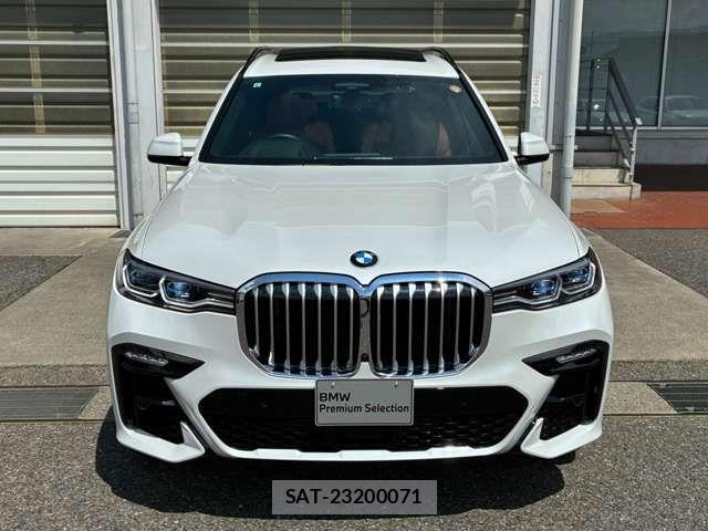 Bmw X7 2021-06 7978688-3