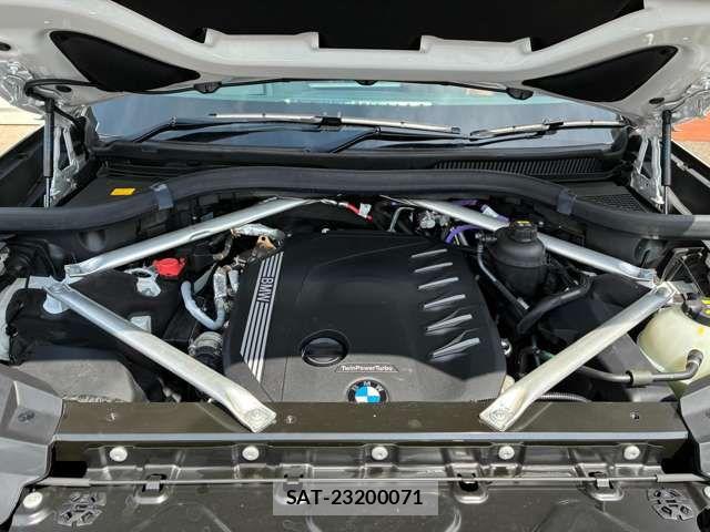 Bmw X7 2021-06 7978688-4
