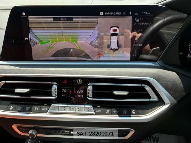 Bmw X7 2021-06 7978688-8