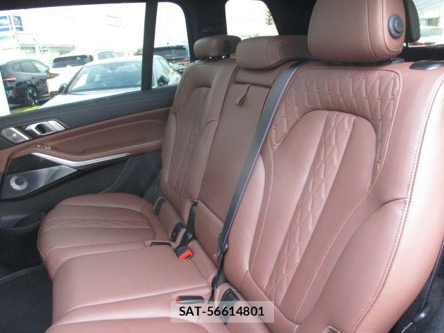 Bmw X7 2023-02 8073136-28