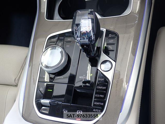 Bmw X7 2021-06 8073135-14
