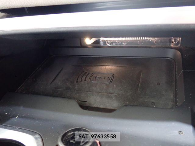Bmw X7 2021-06 8073135-18