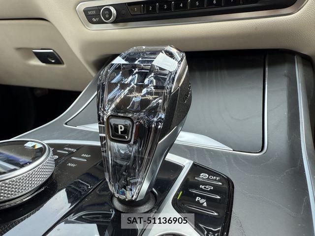 Bmw X7 2021-04 8098357-27