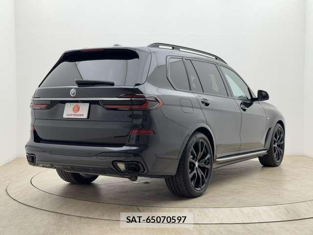Bmw X7 2023-07 8098356-13