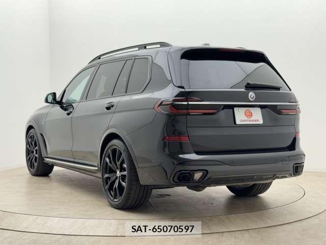 Bmw X7 2023-07 8098356-2