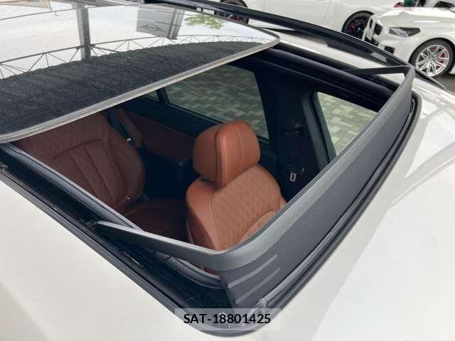 Bmw X7 2025-08 8098355-13