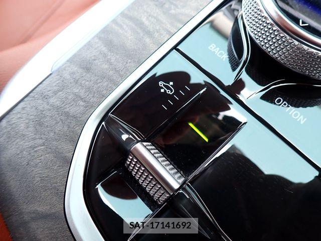 Bmw X7 2022-07 8365007-22