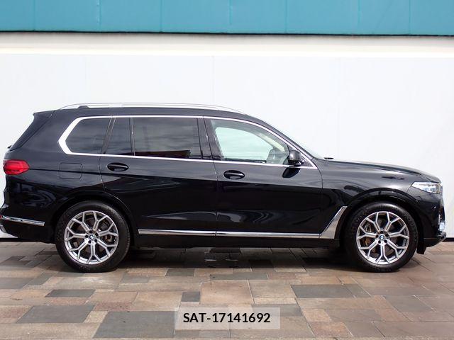 Bmw X7 2022-07 8365007-4