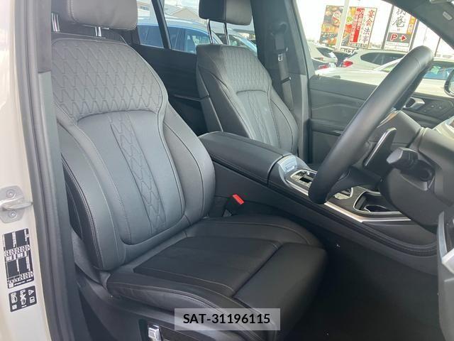 Bmw X7 2021-11 8561339-15