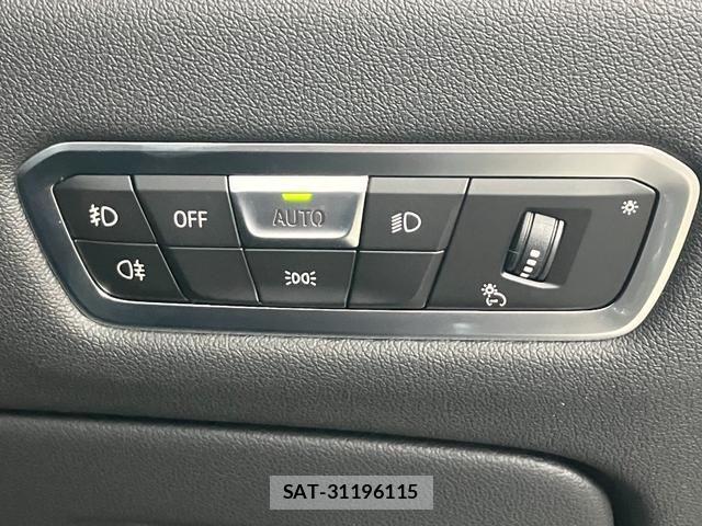 Bmw X7 2021-11 8561339-19