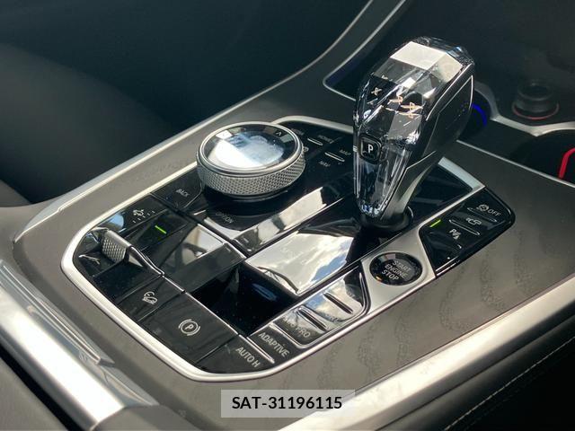 Bmw X7 2021-11 8561339-21