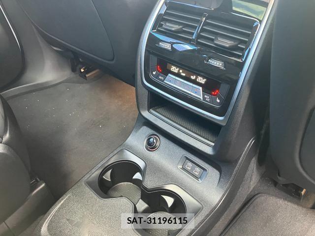 Bmw X7 2021-11 8561339-23