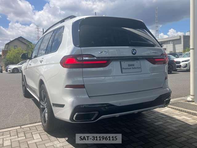 Bmw X7 2021-11 8561339-2