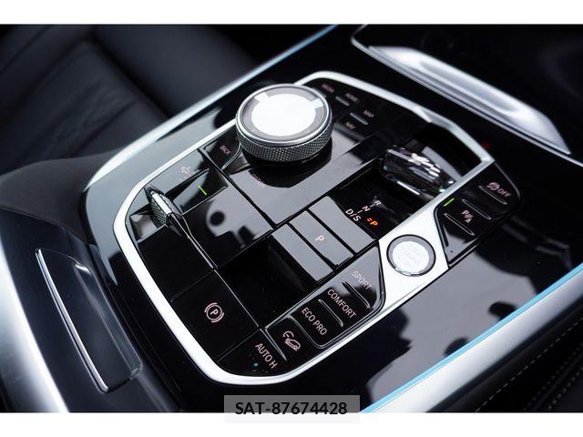 Bmw X7 2026-04 8779662-9