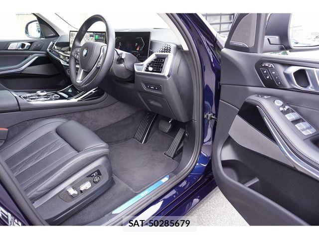 Bmw X7 2026-04 8779663-18