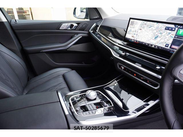 Bmw X7 2026-04 8779663-19