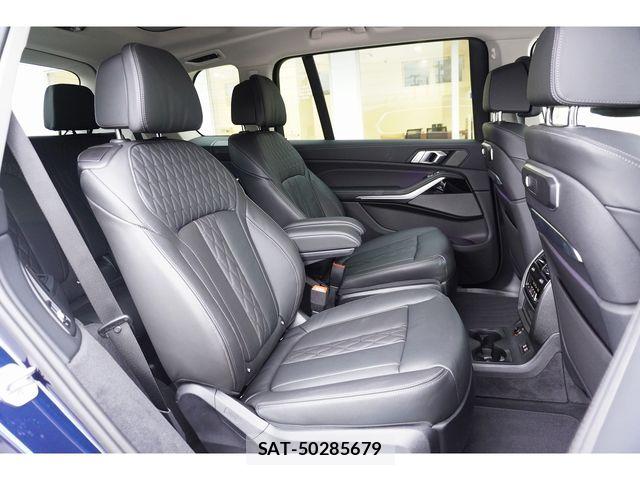 Bmw X7 2026-04 8779663-20