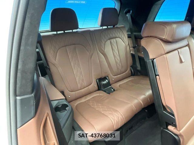 Bmw X7 2021-01 8828115-11