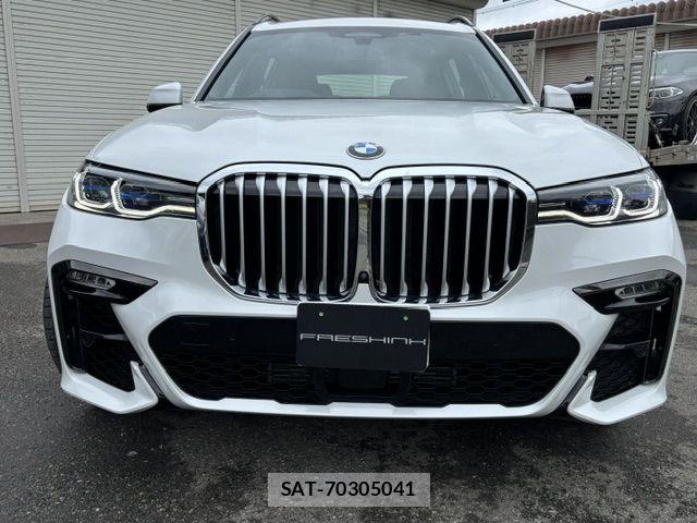 Bmw X7 2021-08 8828114-1