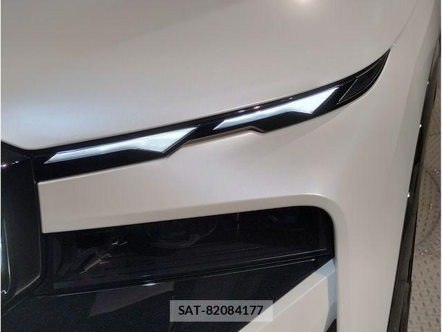 Bmw XM 2026-04 8795423-16