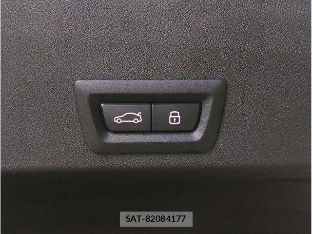 Bmw XM 2026-04 8795423-28
