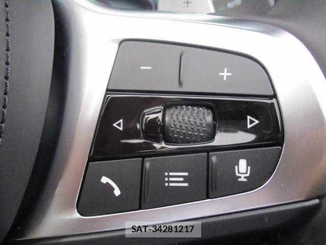Bmw Z4 2025-10 7615329-14