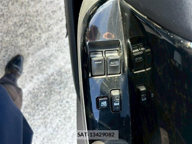 Mazda BONGO BRAWNY VAN 2023-10 2098801-14