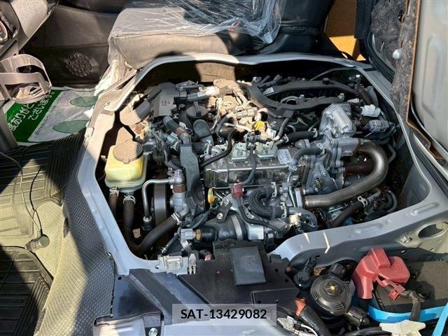 Mazda BONGO BRAWNY VAN 2023-10 2098801-27