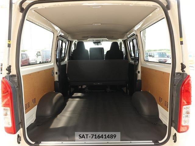 Mazda BONGO BRAWNY VAN 2024-04 8313516-17