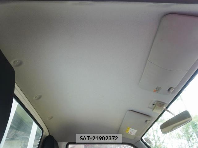 Mazda BONGO TRUCK 2017-11 4751624-26