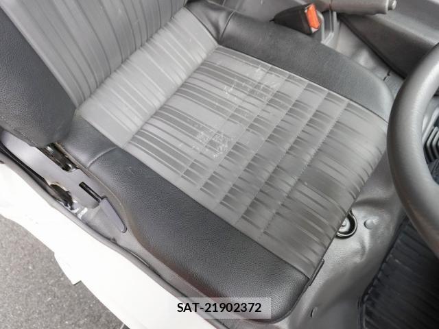 Mazda BONGO TRUCK 2017-11 4751624-27
